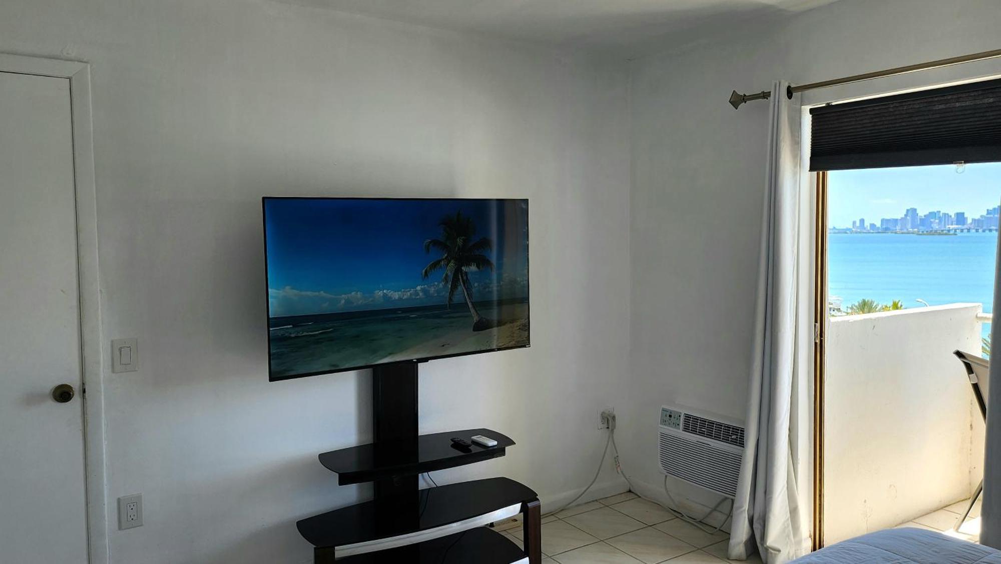 מיאמי ביץ' Bayfront Apartment Breathtaking Views- One Bedroom W Balcony- Living Room -Free Parking מראה חיצוני תמונה