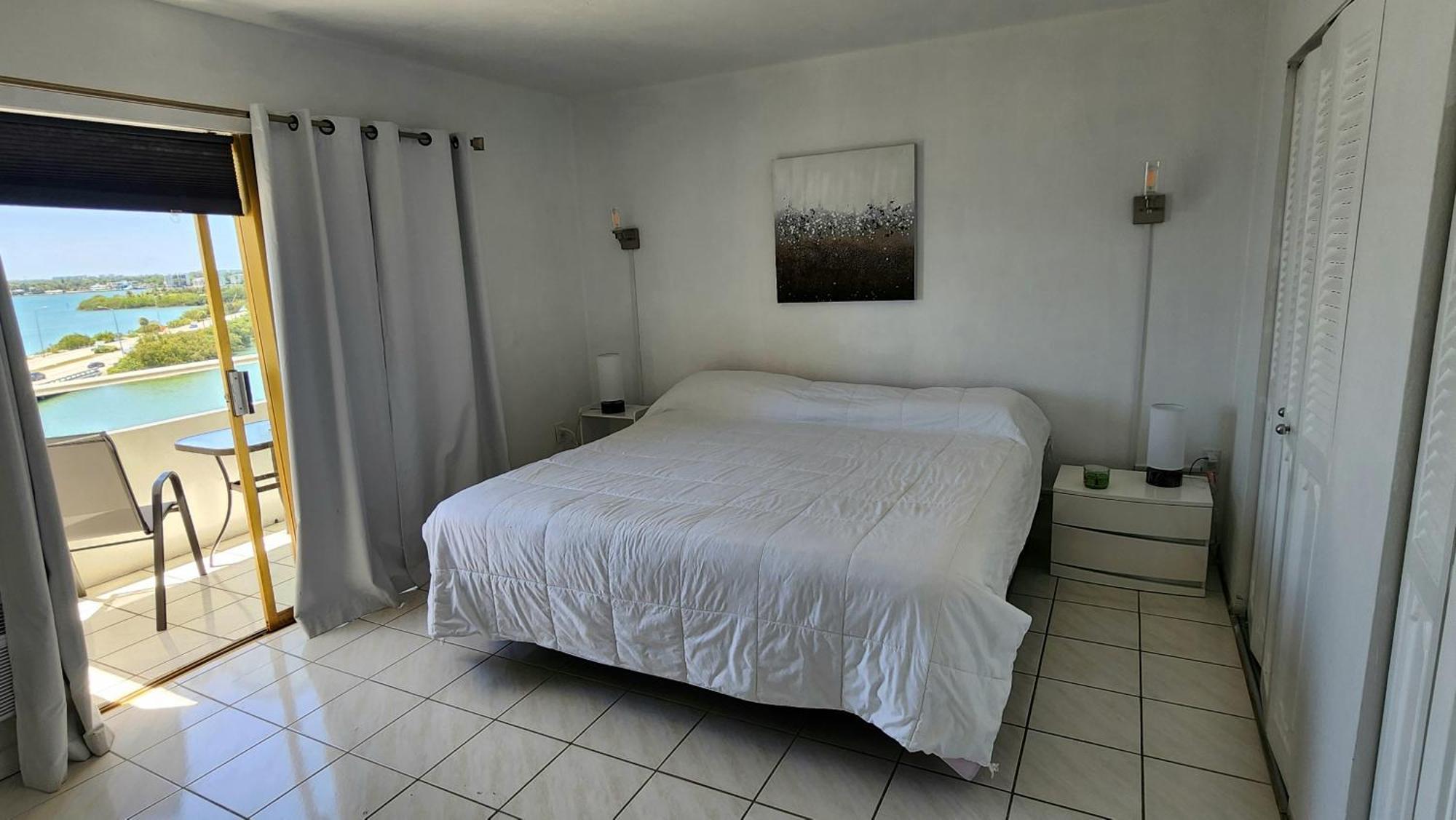 מיאמי ביץ' Bayfront Apartment Breathtaking Views- One Bedroom W Balcony- Living Room -Free Parking מראה חיצוני תמונה