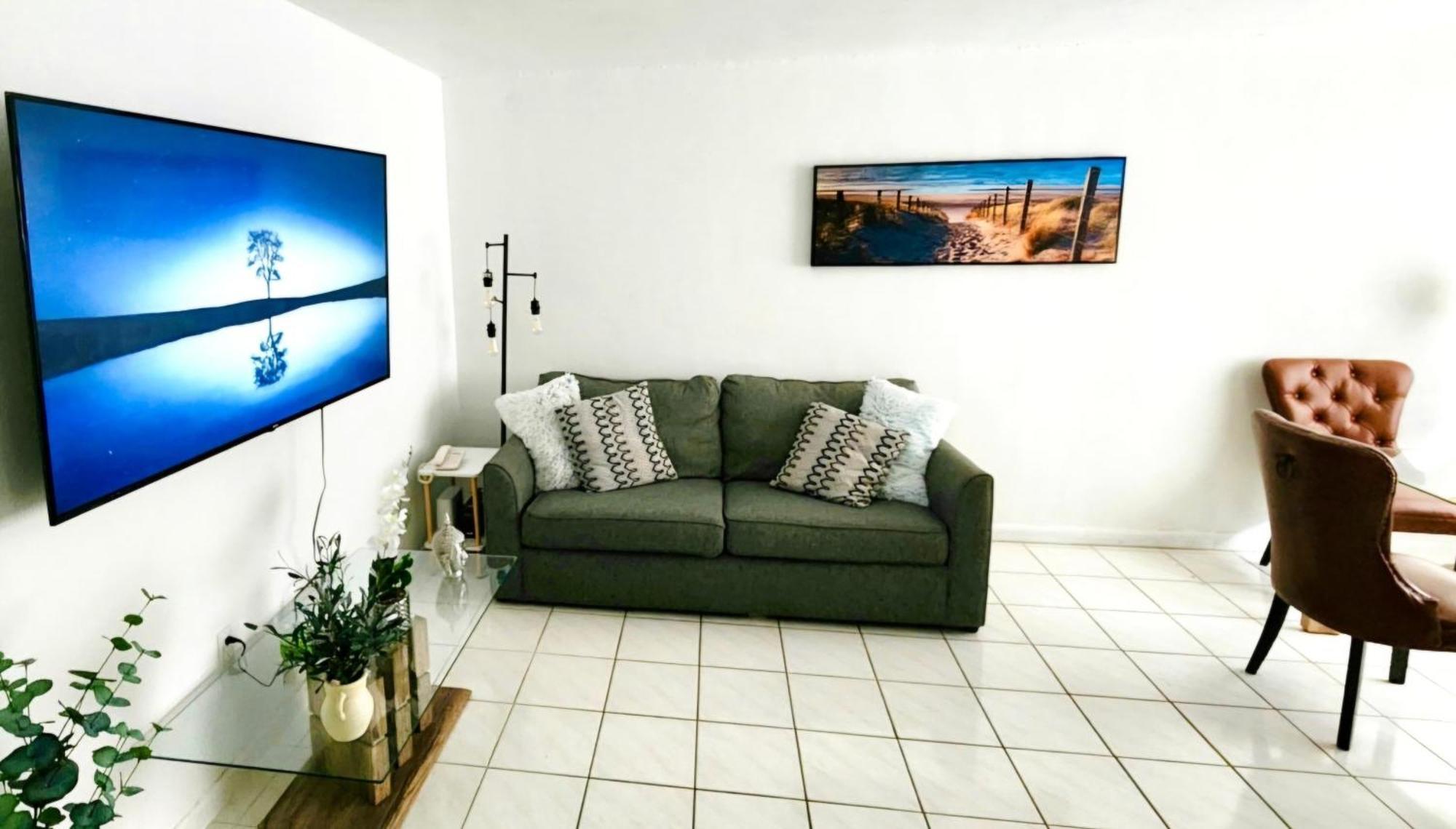 מיאמי ביץ' Bayfront Apartment Breathtaking Views- One Bedroom W Balcony- Living Room -Free Parking חדר תמונה