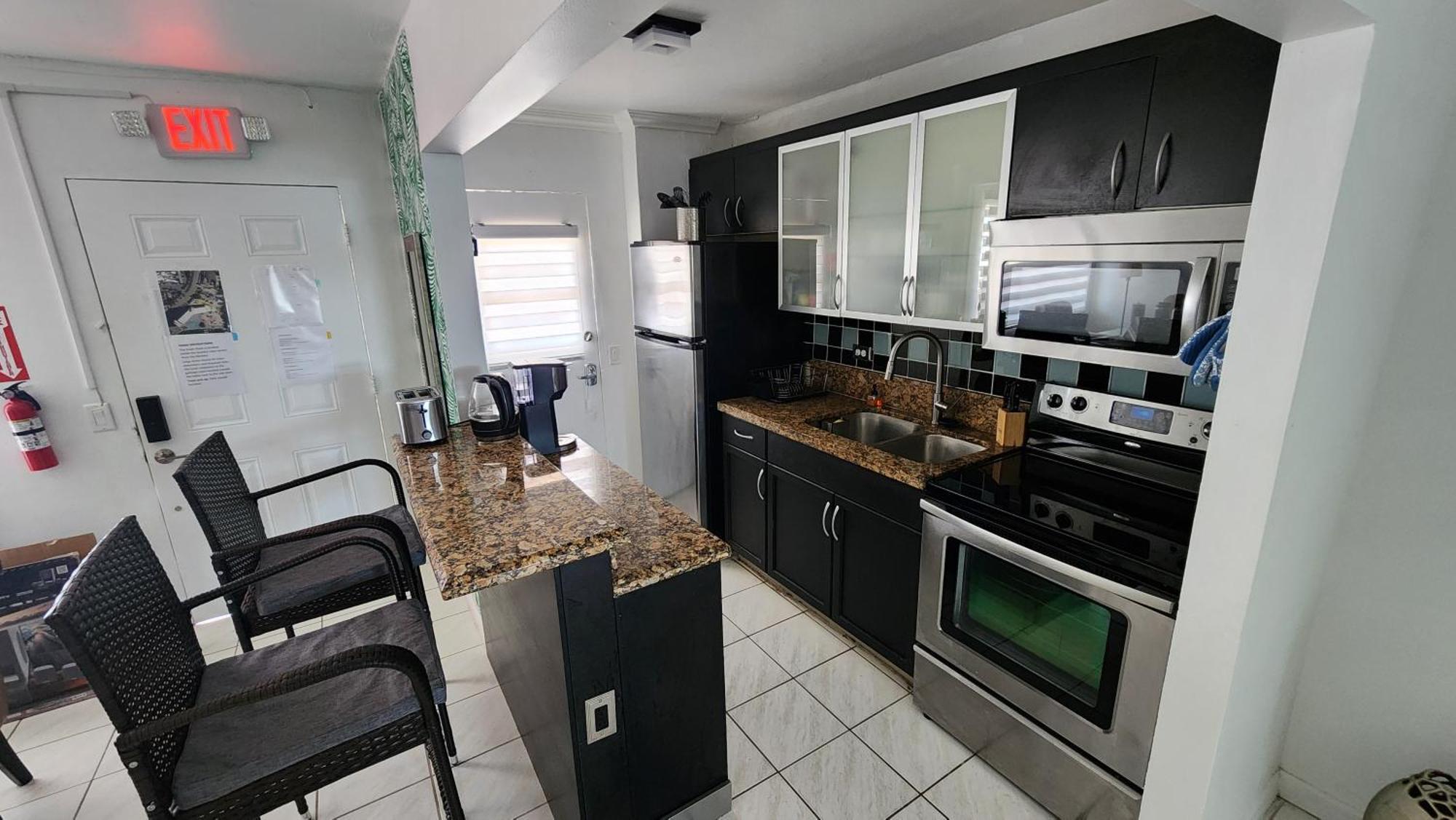 מיאמי ביץ' Bayfront Apartment Breathtaking Views- One Bedroom W Balcony- Living Room -Free Parking מראה חיצוני תמונה